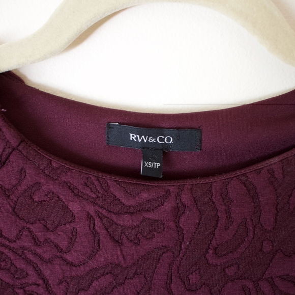 RW&Co. | Burgundy Midi Fitted Dress Sleeveless - Picture 4 of 8